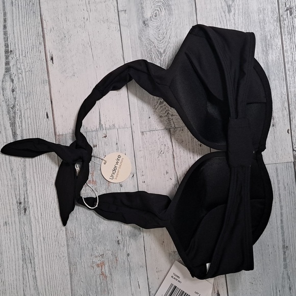 Coco Reef Contours Keepsake Cameo Halter Underwire Bikini Top 10 34C - Picture 8 of 12